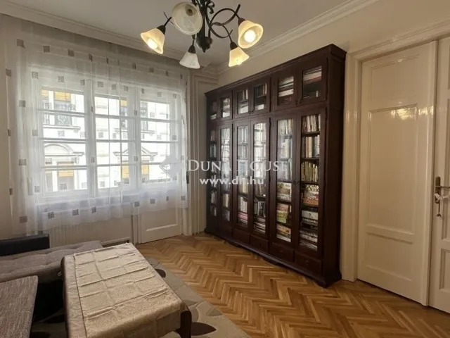 Eladó lakás Budapest I. kerület 81 nm