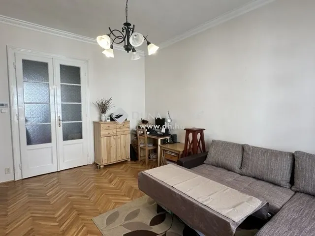 Eladó lakás Budapest I. kerület 81 nm