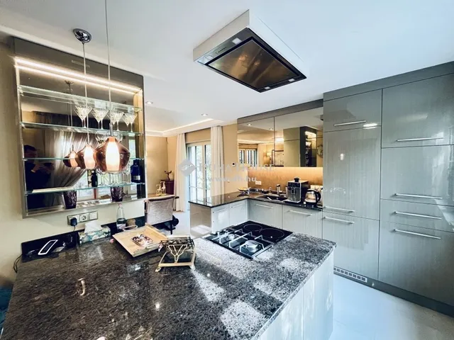 Eladó lakás Budapest I. kerület 80 nm