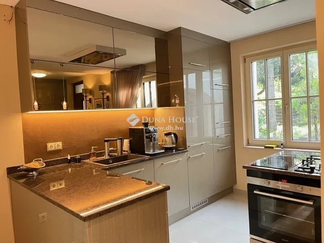 Eladó lakás Budapest I. kerület 80 nm