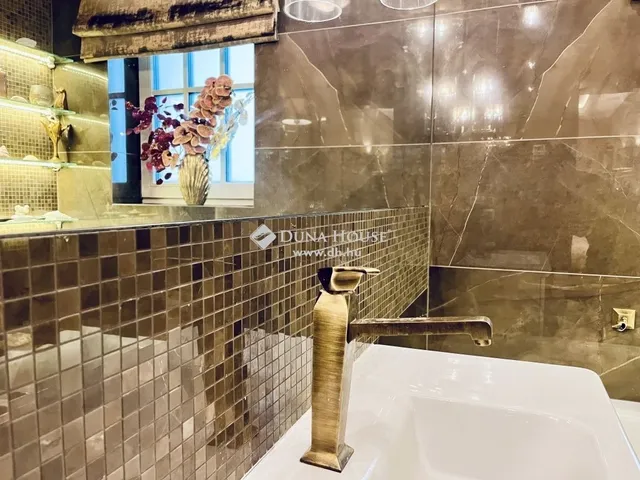 Eladó lakás Budapest I. kerület 80 nm