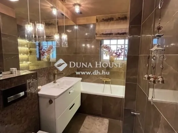 Eladó lakás Budapest I. kerület 80 nm