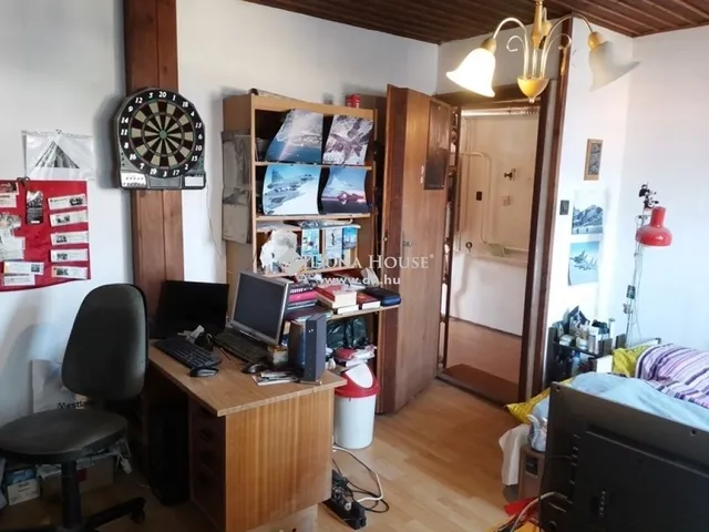 Eladó lakás Budapest I. kerület 83 nm