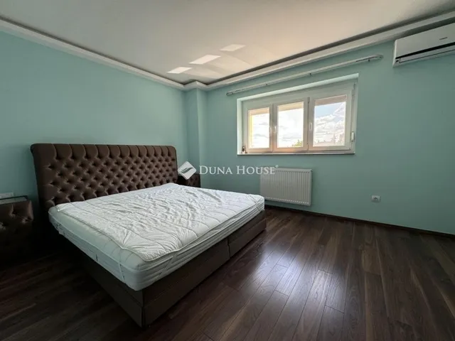 Eladó ház Budapest II. kerület 280 nm