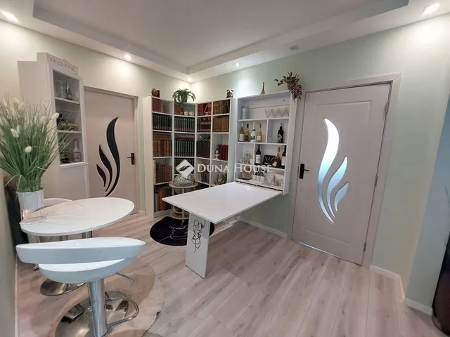 Eladó lakás Budapest XVIII. kerület, Havanna lakótelep 72 nm