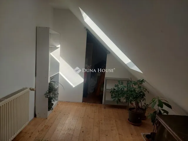 Eladó lakás Budapest II. kerület, Széphalom 37 nm