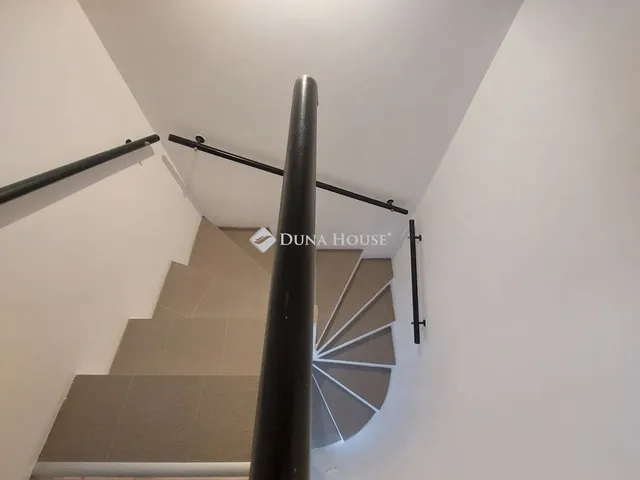 Eladó ház Pécel 80 nm