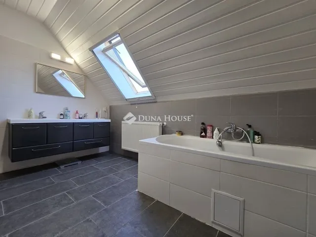 Eladó ház Diósd, Diósdliget 191 nm