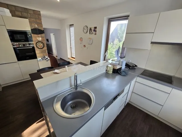 Eladó ház Diósd, Diósdliget 191 nm