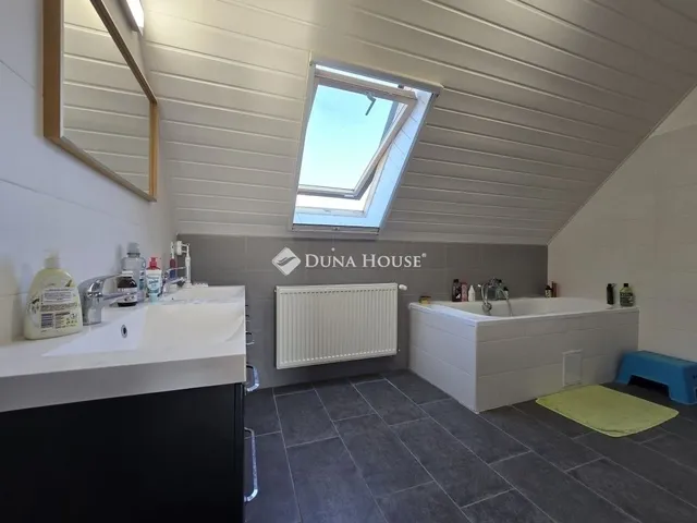 Eladó ház Diósd, Diósdliget 191 nm