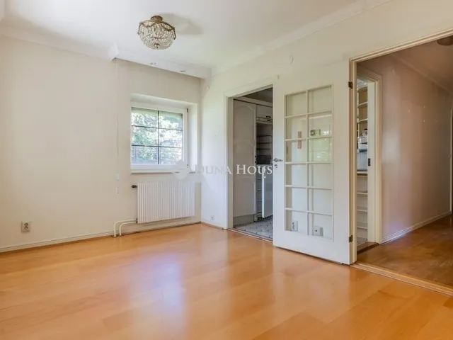 Eladó ház Budapest II. kerület 210 nm