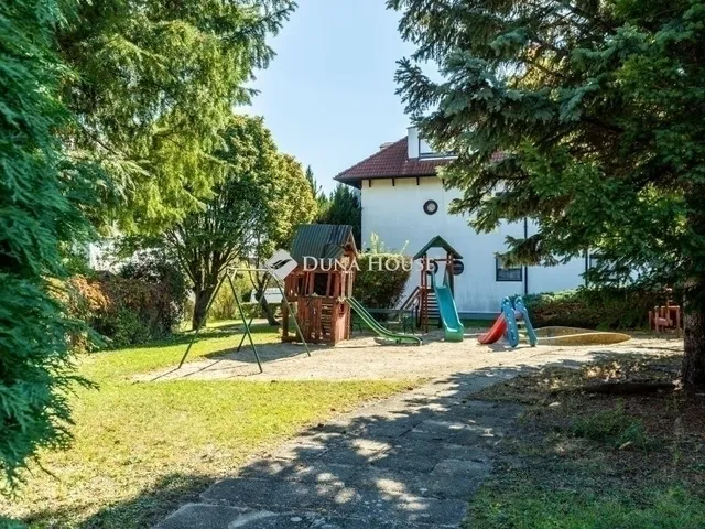 Eladó ház Budapest II. kerület 210 nm