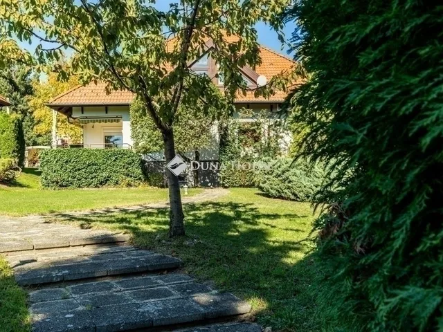 Eladó ház Budapest II. kerület 210 nm