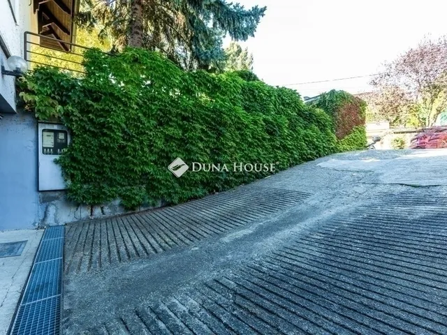 Eladó ház Budapest II. kerület 210 nm