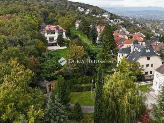 Eladó lakás Budapest III. kerület 166 nm