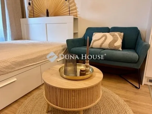 Eladó lakás Budapest III. kerület 28 nm