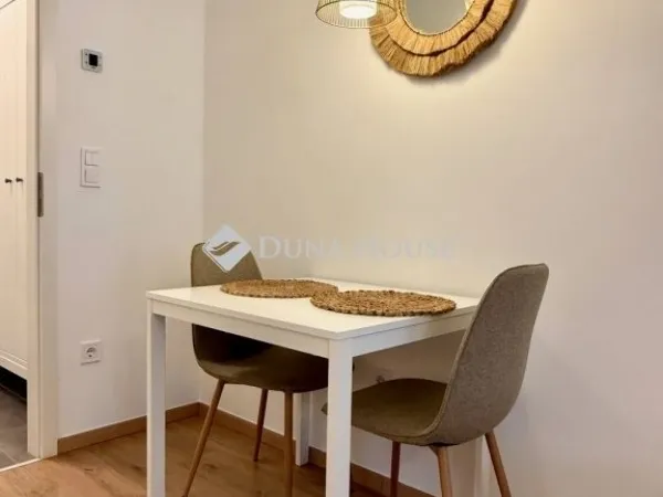 Eladó lakás Budapest III. kerület 28 nm