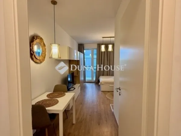 Eladó lakás Budapest III. kerület 28 nm