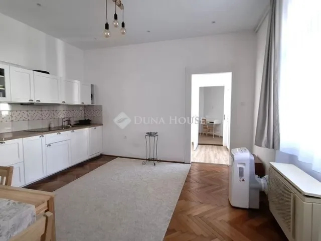 Eladó lakás Budapest XI. kerület 55 nm