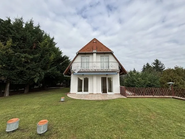 Kiadó ház Budapest II. kerület 180 nm