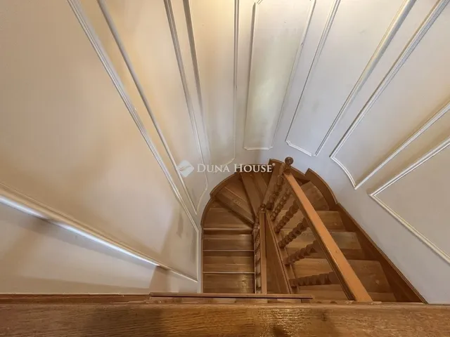 Kiadó ház Budapest II. kerület 180 nm