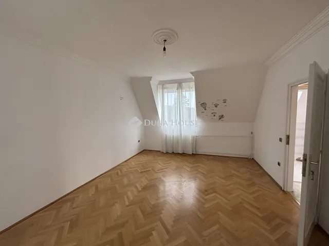 Kiadó ház Budapest II. kerület 180 nm