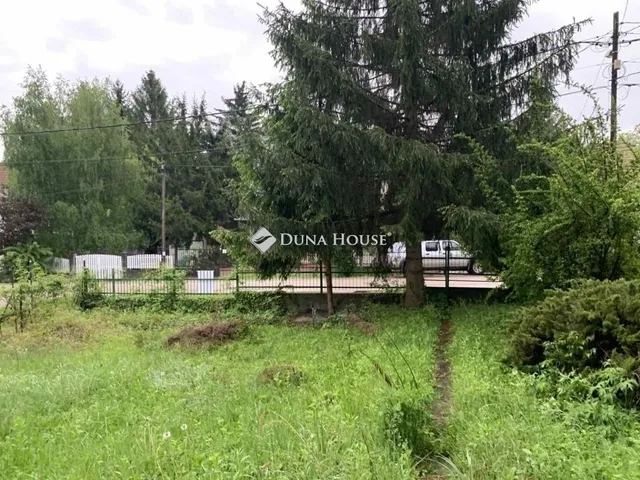 Eladó telek Budapest II. kerület, Széphalom 666 nm