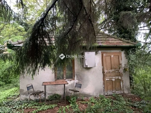 Eladó telek Budapest II. kerület, Széphalom 666 nm