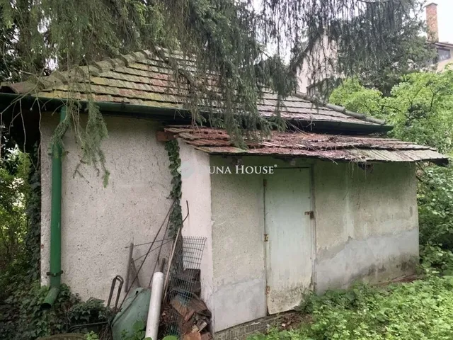 Eladó telek Budapest II. kerület, Széphalom 666 nm