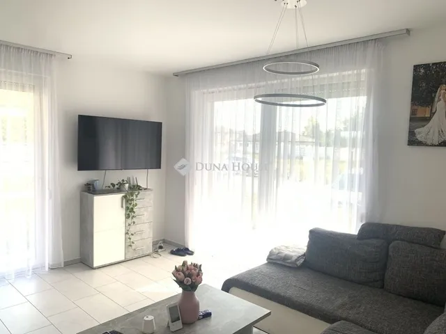 Eladó lakás Vác 80 nm