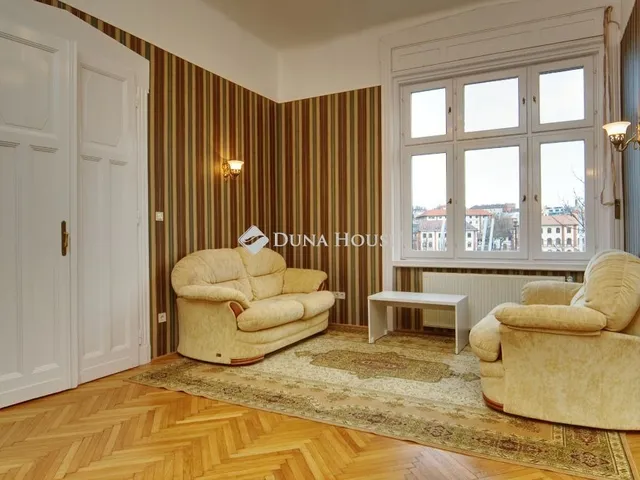 Kiadó lakás Budapest II. kerület 102 nm