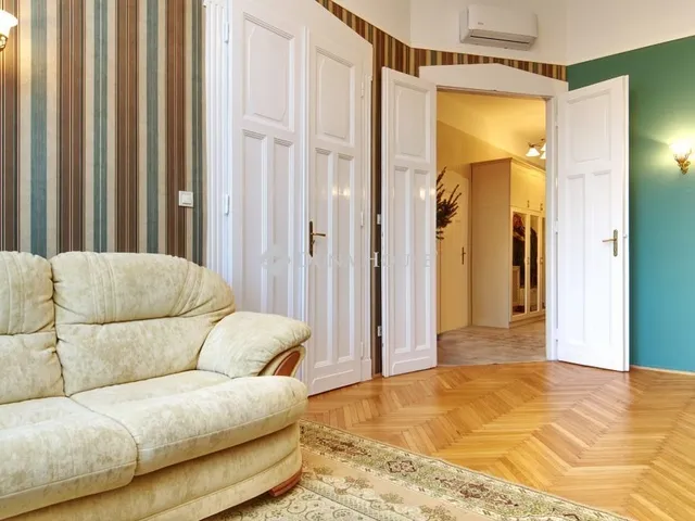 Kiadó lakás Budapest II. kerület 102 nm