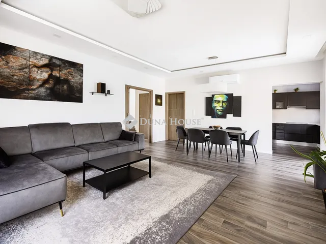 Eladó ház Budaörs 245 nm