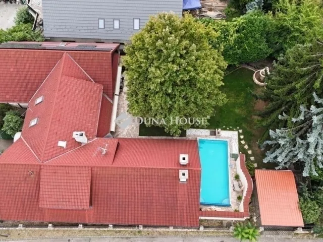 Eladó ház Budaörs 341 nm