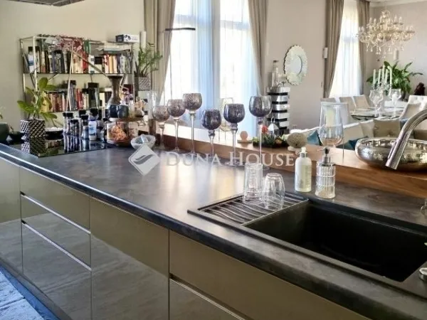 Kiadó lakás Budapest II. kerület 98 nm