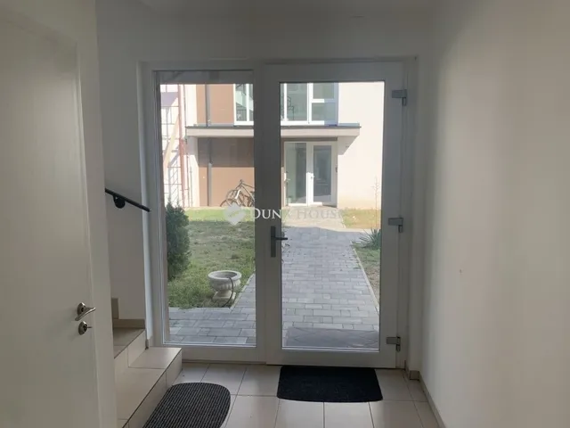 Eladó lakás Vác 80 nm