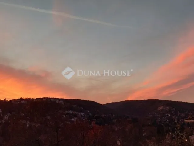 Eladó ház Budapest II. kerület 168 nm