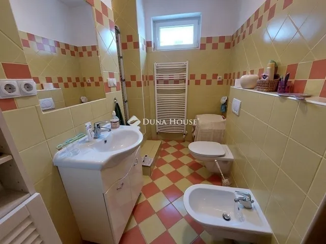 Eladó ház Budapest III. kerület 180 nm