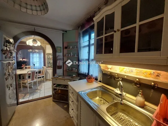 Eladó ház Budapest II. kerület 168 nm