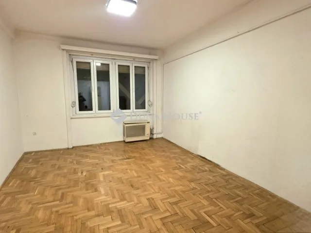 Eladó lakás Budapest II. kerület 42 nm