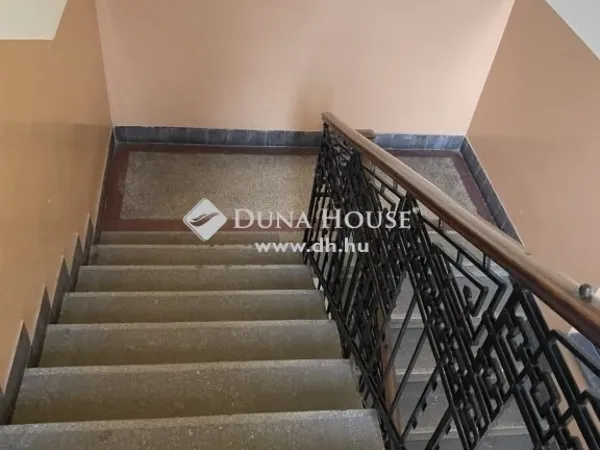 Eladó lakás Budapest II. kerület 409 nm