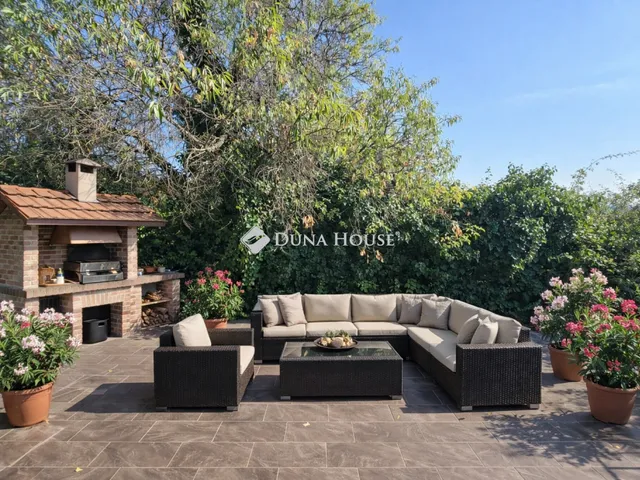 Eladó ház Diósd 191 nm