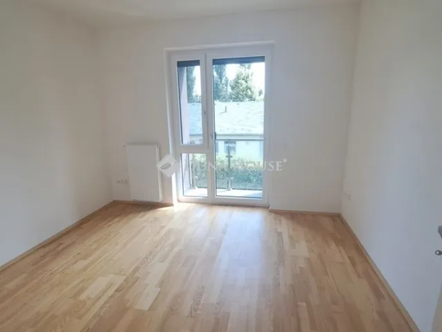 Eladó lakás Budapest III. kerület 188 nm