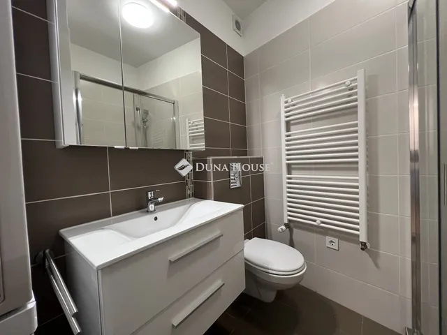 Eladó lakás Budapest VI. kerület 95 nm