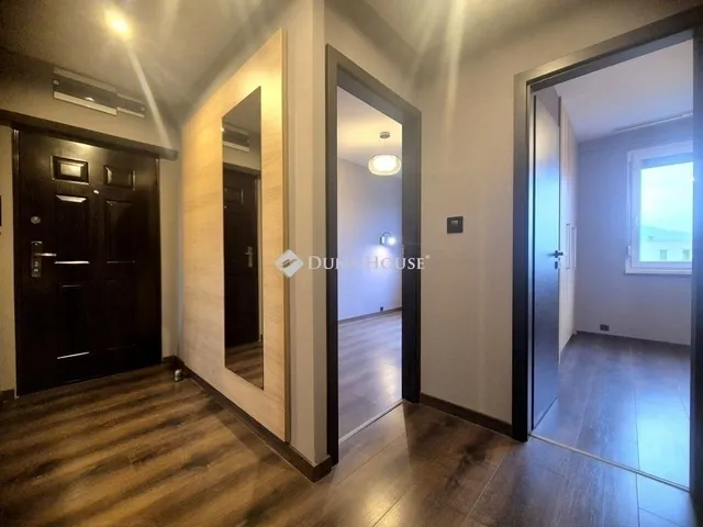 Eladó lakás Budapest III. kerület, Kaszásdűlő 55 nm