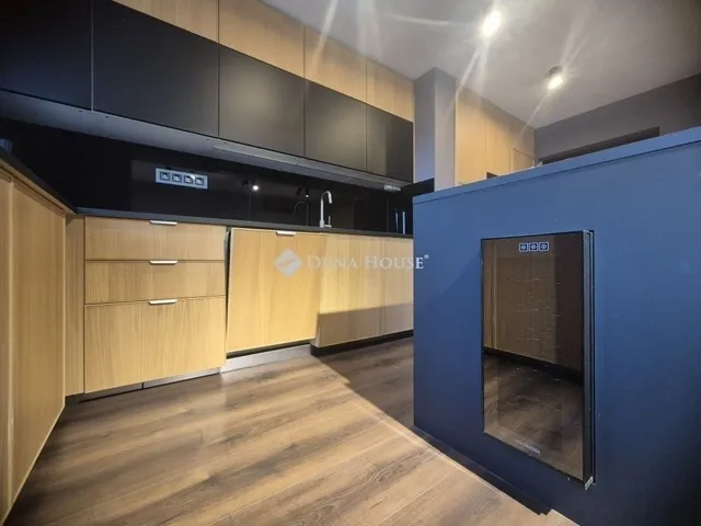 Eladó lakás Budapest III. kerület, Kaszásdűlő 55 nm