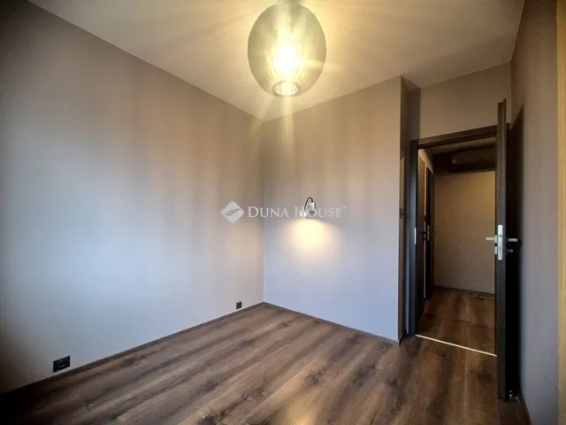 Eladó lakás Budapest III. kerület, Kaszásdűlő 55 nm