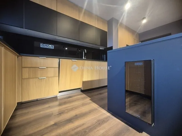 Eladó lakás Budapest III. kerület, Kaszásdűlő 55 nm