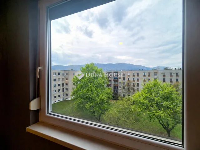 Eladó lakás Budapest III. kerület, Kaszásdűlő 55 nm