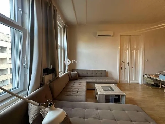 Eladó lakás Budapest II. kerület 100 nm